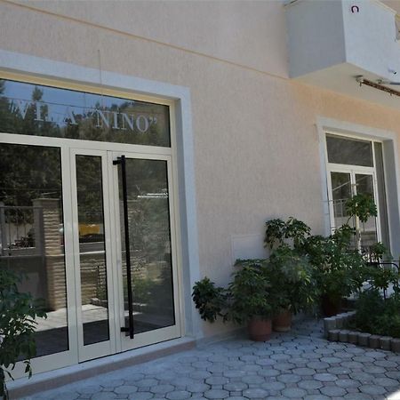 Hotel Vila Nino ベラト エクステリア 写真